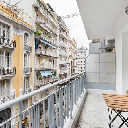 Nat'S Place An Exquisite Home Next To Metro Thessalonique Extérieur photo